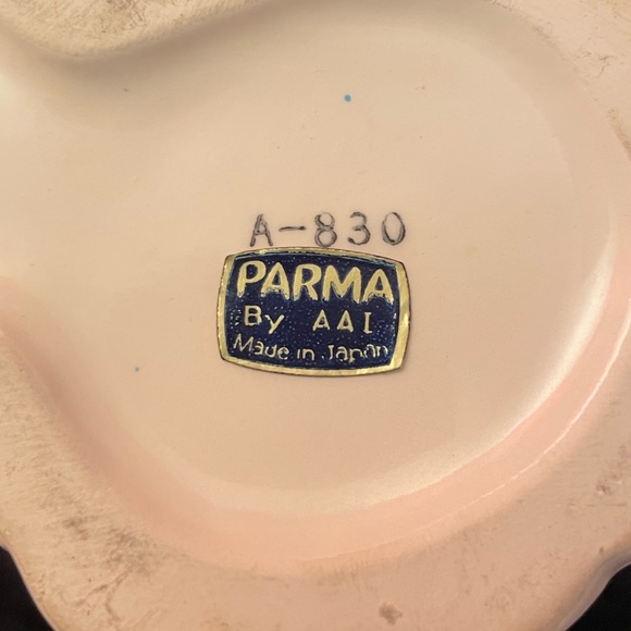 Vintage MCM Parma Anthropomorphic Bunny with Easter Basket Ceramic Planter - Picture 11 of 11